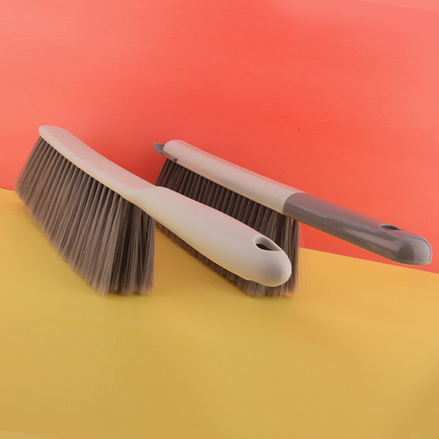 WH3532 bed brush