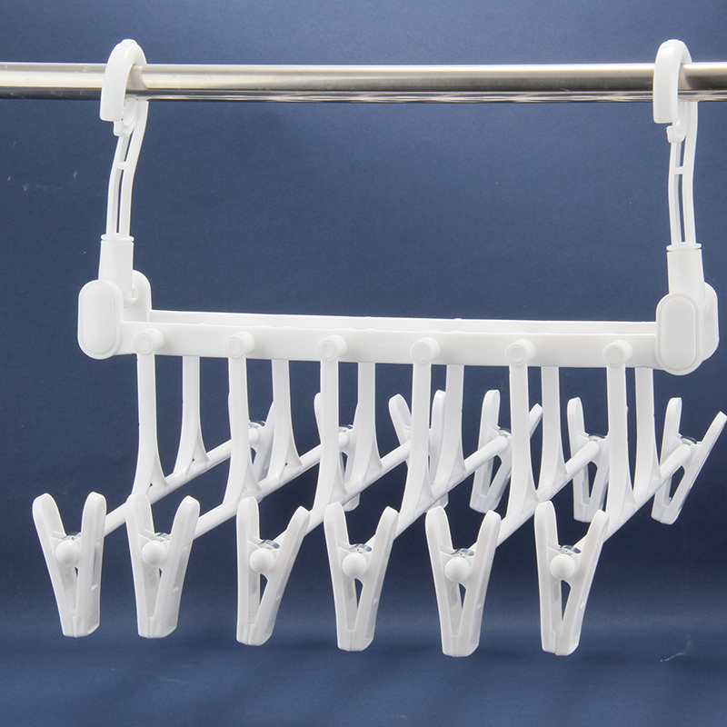 G-302 Multiple integrated plastic folding hanger